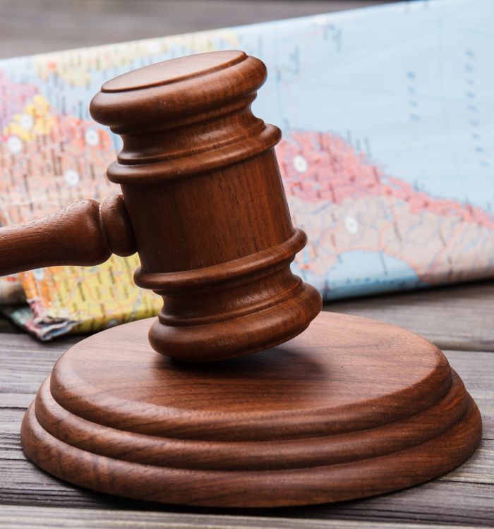 vocat compétent en droit international pouvant intervenir à Bordeaux